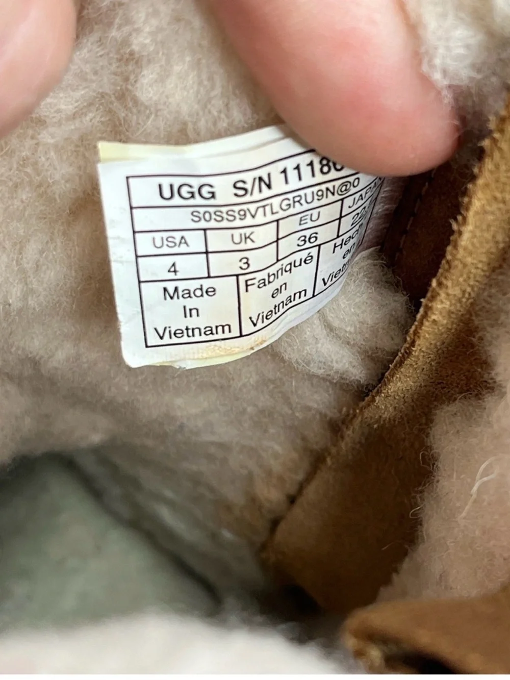 UGG CLASSIC DUAL ZIP CHESTNUT SUEDE SHEEPSKIN BOOTS SIZE YOUTH 4